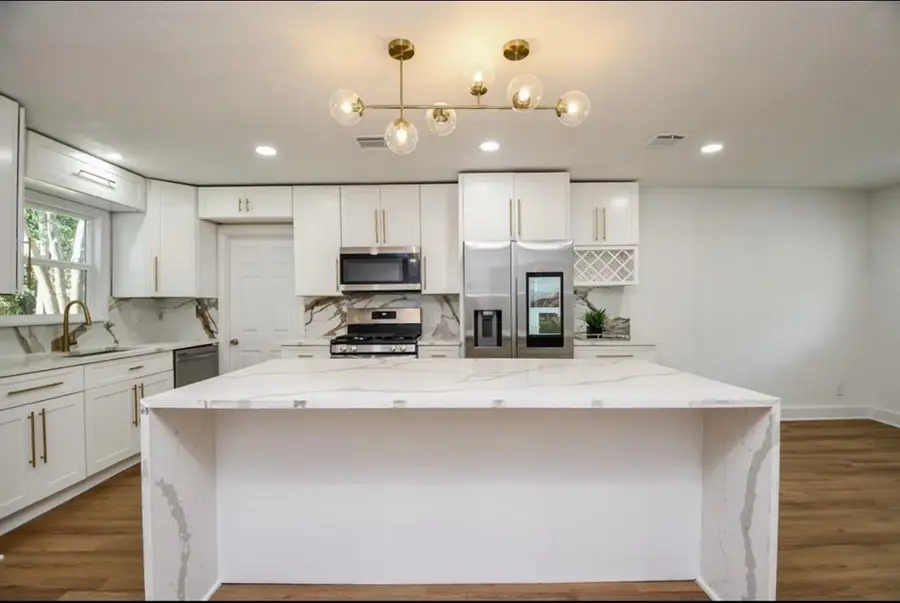 6834 Saint Augustine Street, Houston, TX 77021 - #3
