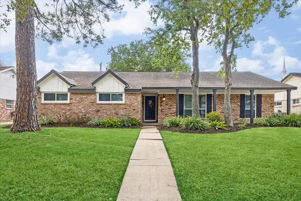 5819 Cheena Drive, Houston, TX 77096