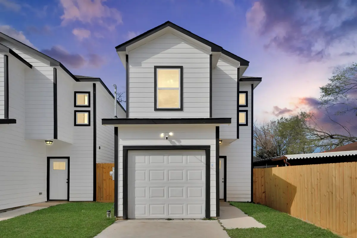 4013 Elmwood Street, Houston, TX 77051 - #1