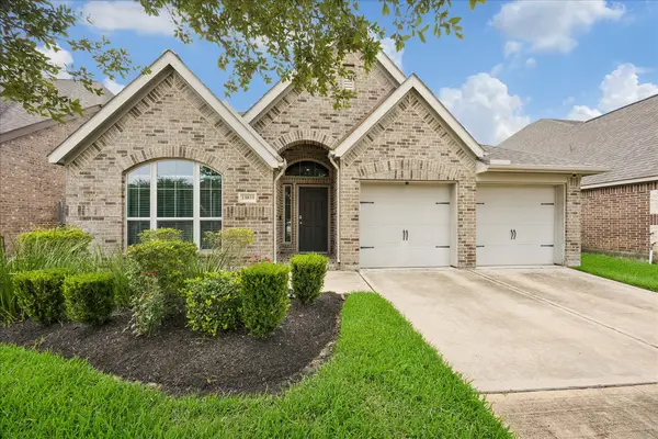 13833 Arbor Meadows Lane, Pearland, TX 77584