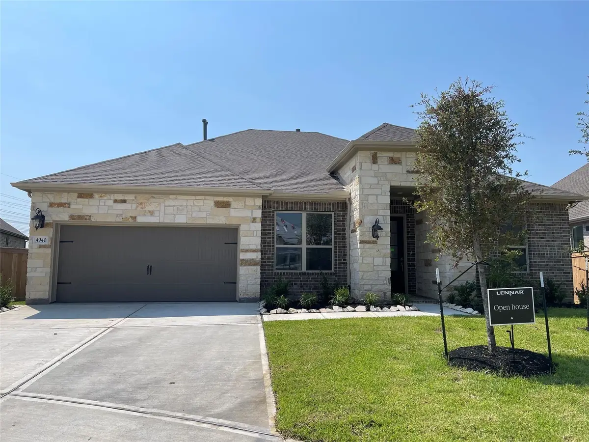 31006 Vintage Creek Lane, Fulshear, TX 77441 - Image #1