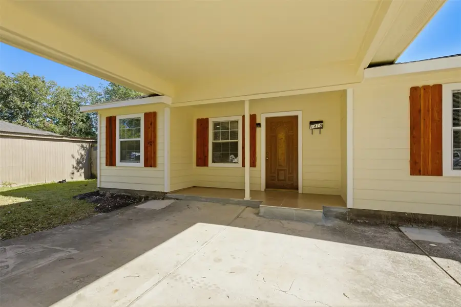 1418 Thomas Avenue, Pasadena, TX 77506 - Image #3