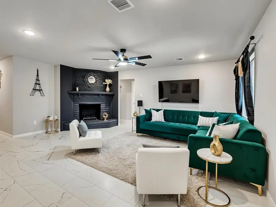 15123 Kaler Road, Houston, TX 77060 - Image #3