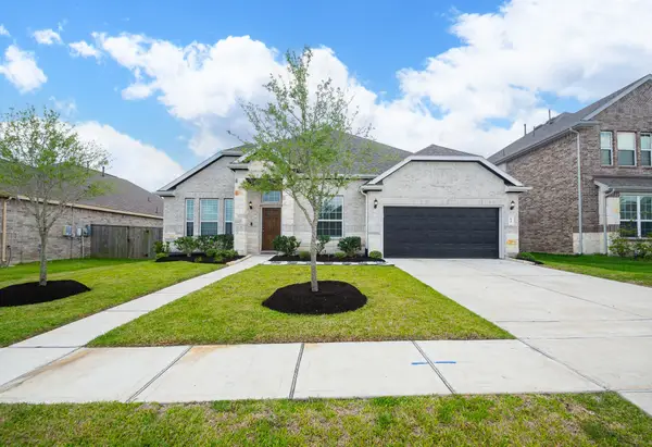 62 Carmel Drive, Manvel, TX 77578