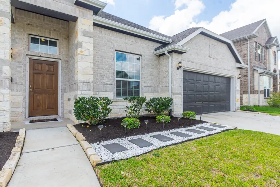 62 Carmel Drive, Manvel, TX 77578 - #2