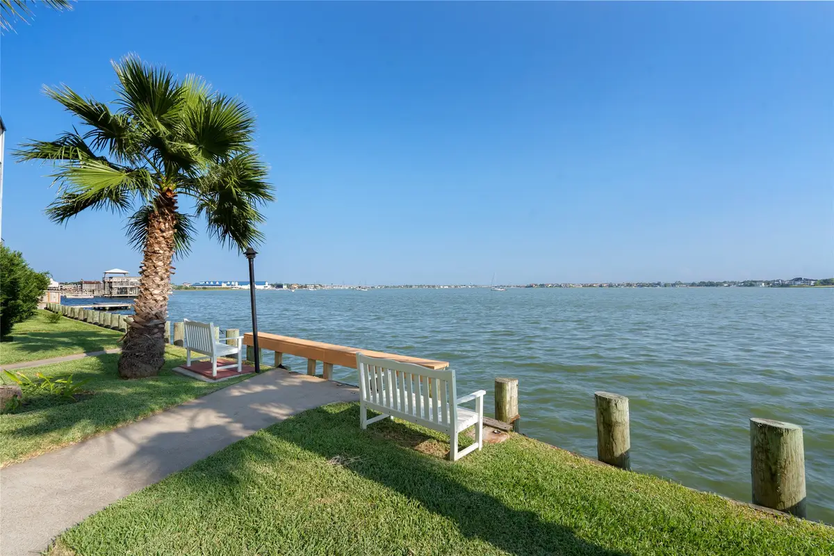 4001 Nasa Parkway #213, El Lago, TX 77586 - #1