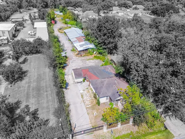 931 Mitchell Road, Houston, TX 77037