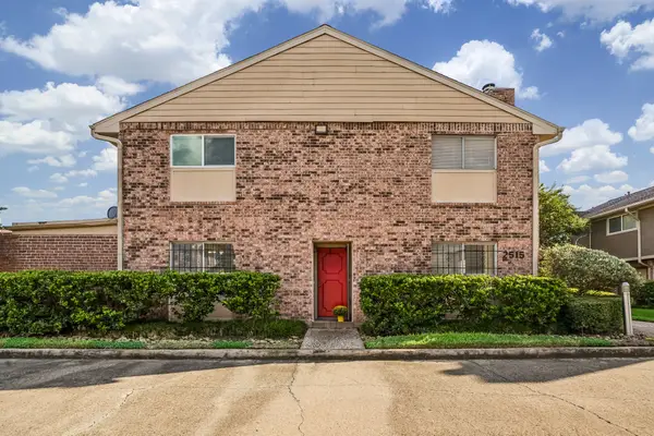 2515 Bering Drive #1, Houston, TX 77057