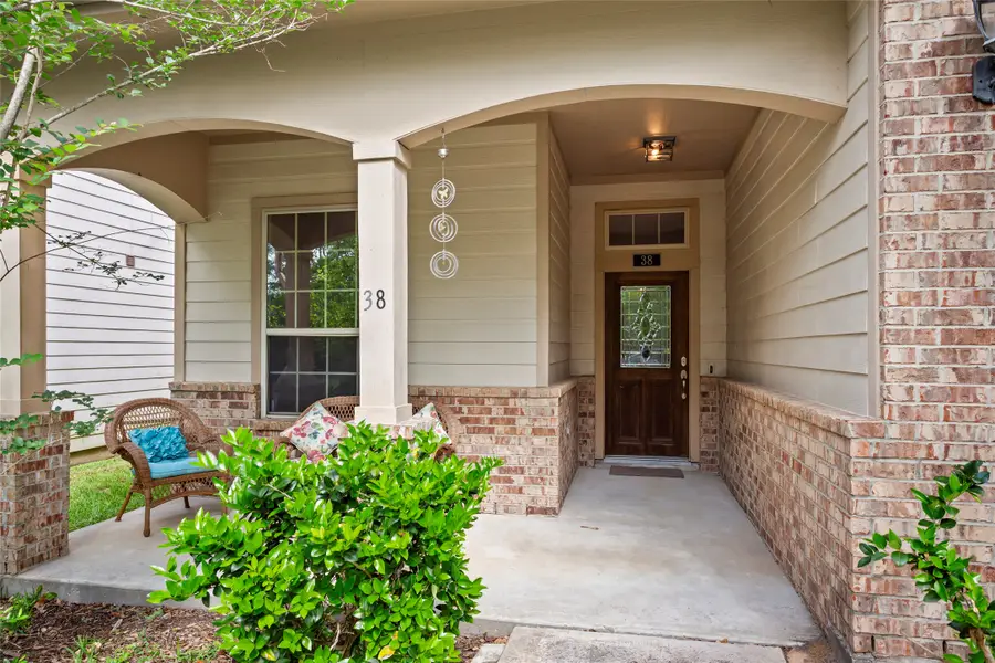 38 W Montfair Boulevard, The Woodlands, TX 77382 - #3
