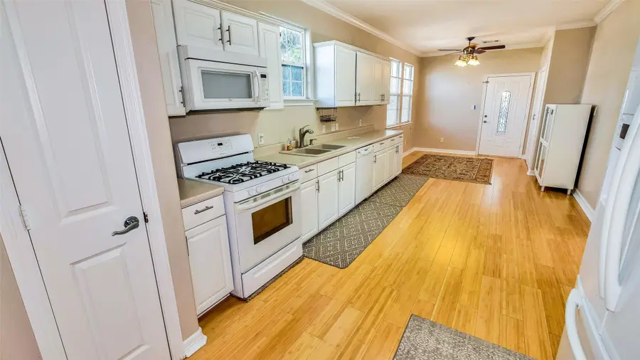 4513 Nolda Street, Houston, TX 77007 - #3