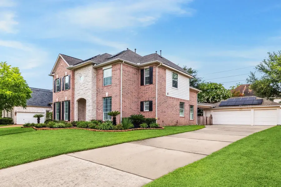 1611 Hill Spring Drive, Sugar Land, TX 77479 - Image #3