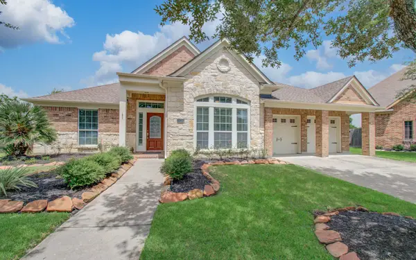 14214 Clear Landing Lane, Rosharon, TX 77583