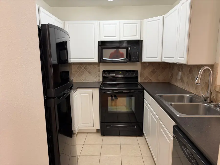 10811 Richmond Avenue #111, Houston, TX 77042 - #3