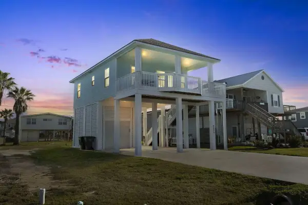 4023 Mason Drive, Galveston, TX 77554