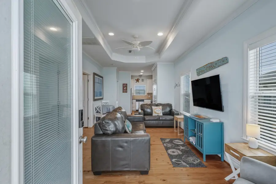 4023 Mason Drive, Galveston, TX 77554 - Image #2