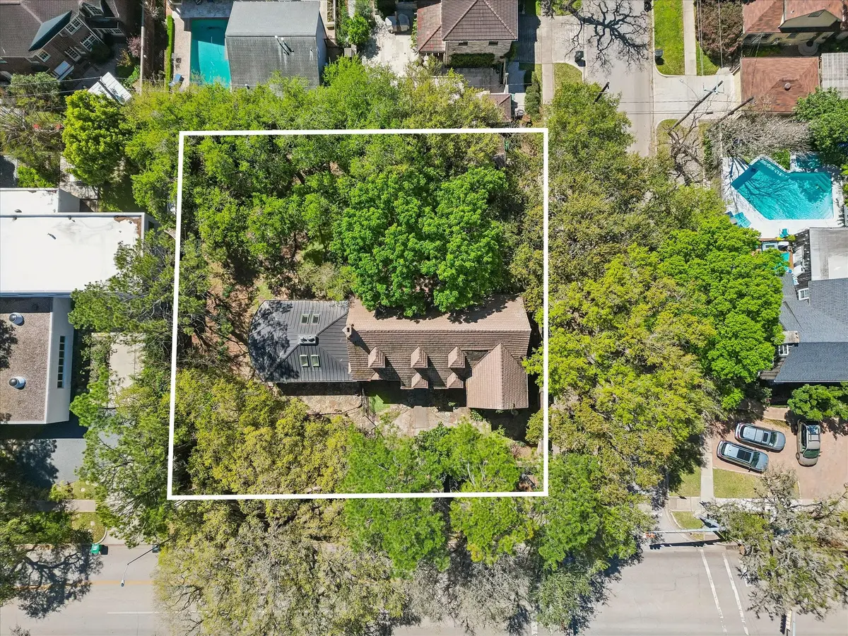 2047 University Boulevard, Houston, TX 77030 - #1