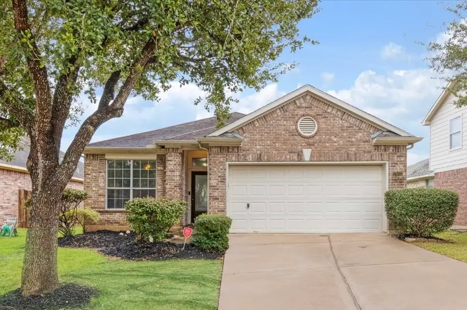 2915 Laurel Brook Lane, Pearland, TX 77584 - Image #1