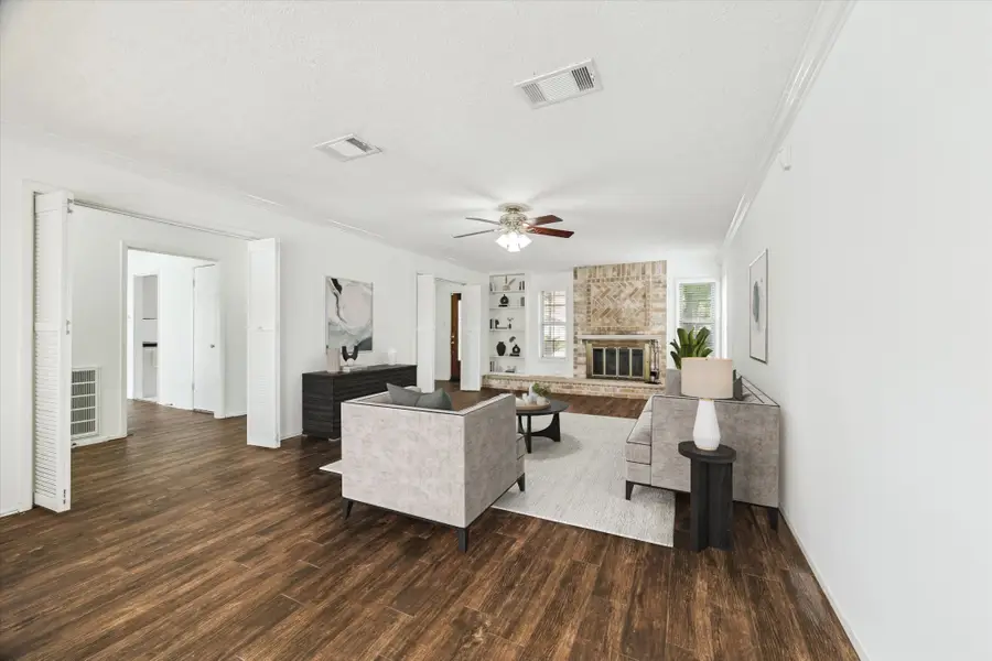 607 Oak Harbor Drive, Houston, TX 77062 - #3