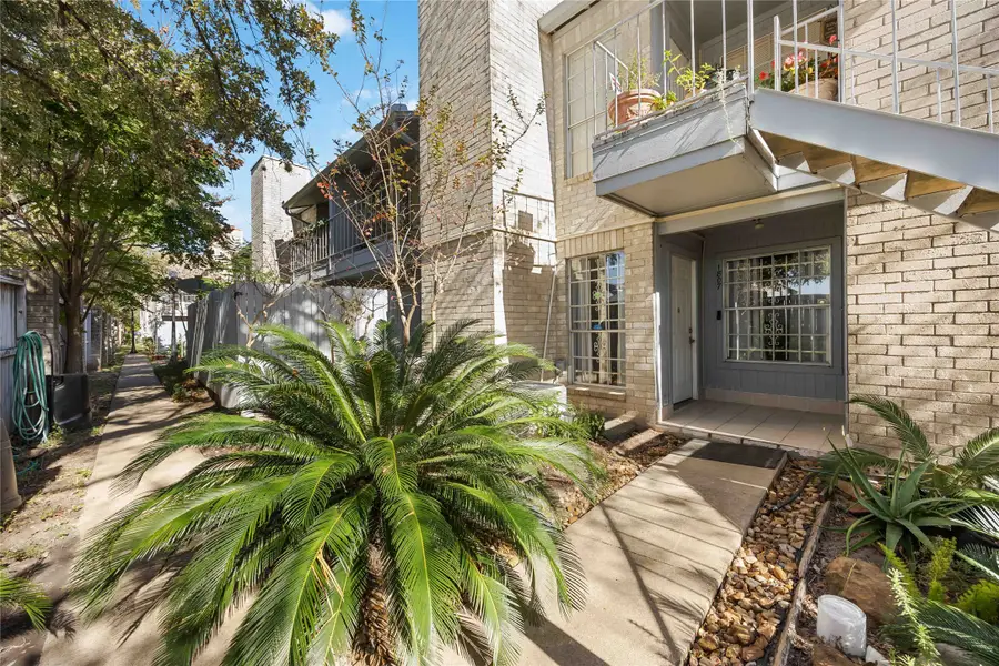 7400 Bellerive Drive #1807, Houston, TX 77036 - Image #2