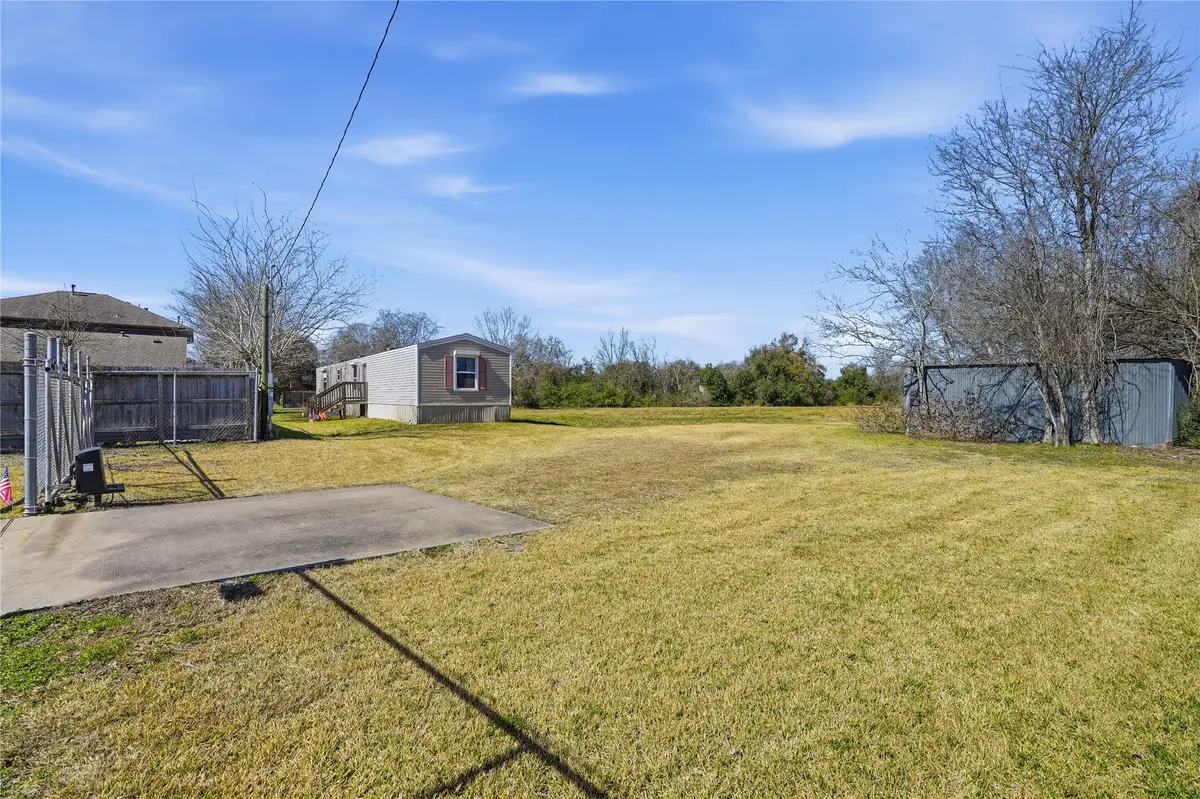 801 Genoa Red Bluff Road, Pasadena, TX 77504 - Image #1