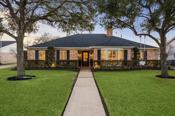7603 Windswept Lane, Houston, TX 77063