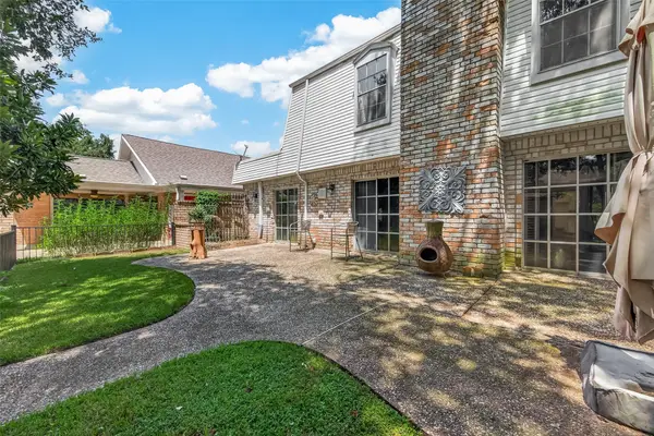 2718 Kissing Camel Court, Missouri City, TX 77459