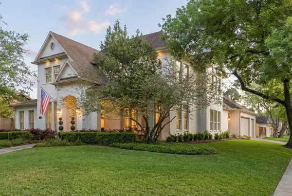 12467 Barryknoll Lane, Houston, TX 77024