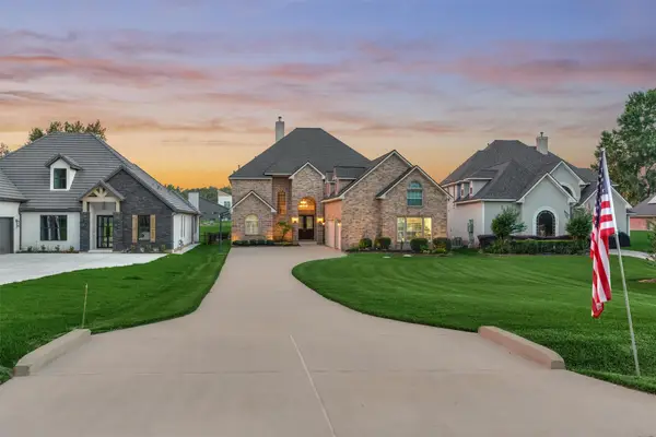 11452 Grand Pine Drive, Montgomery, TX 77356