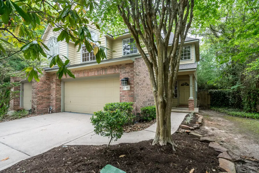 66 Lakeridge Court, The Woodlands, TX 77381 - #2