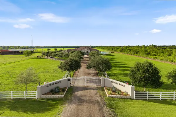 8145 Fm-1462, Rosharon, TX 77583