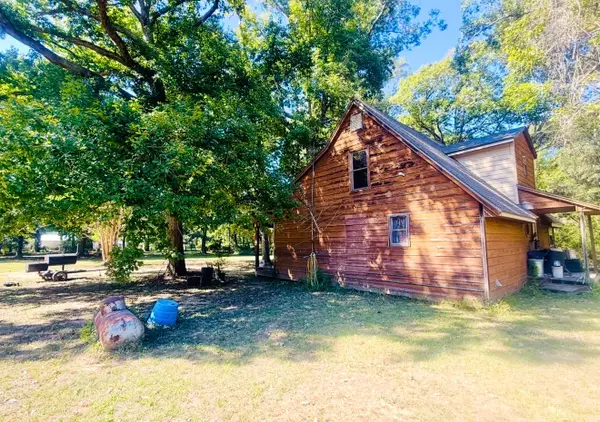 90 County Road #3317A, Cleveland, TX 77327