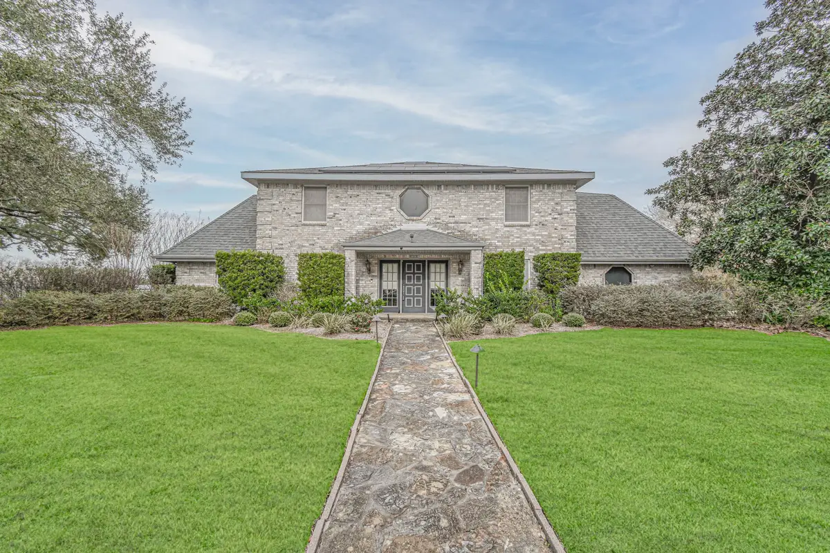 623 Fox Hollow Lane, Pasadena, TX 77504 - Image #1