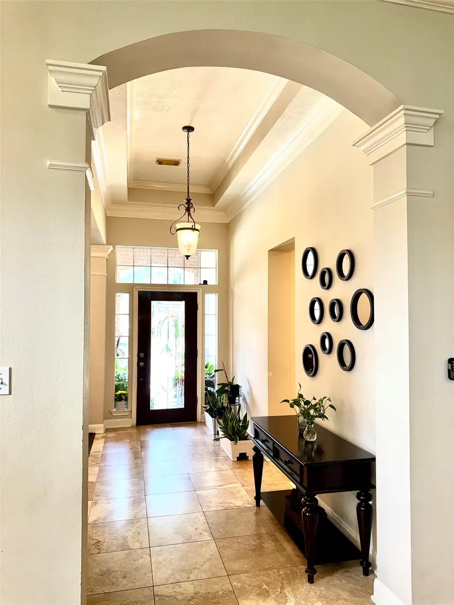 3 Rockledge Drive, The Woodlands, TX 77382 - #2