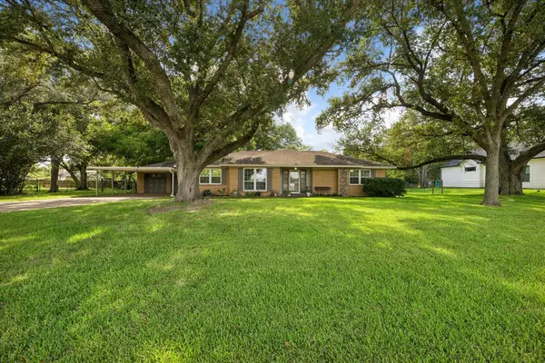 12511 Britt Road, Pearland, TX 77584
