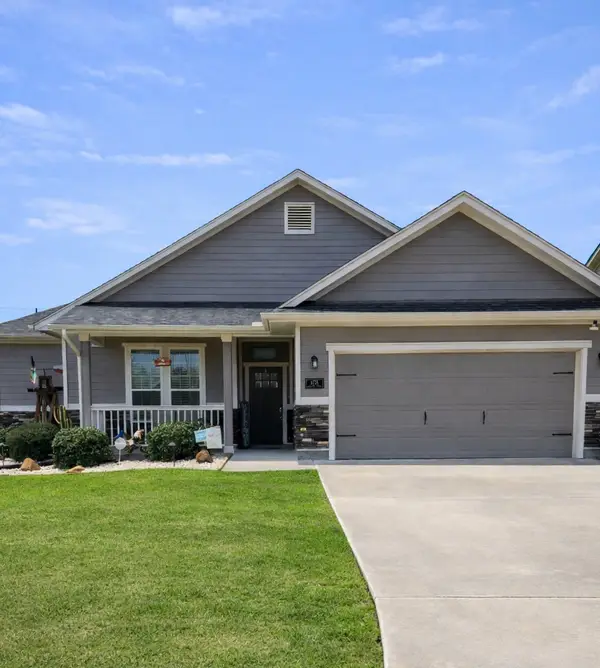 4726 Oyster Lane, Bay City, TX 77414