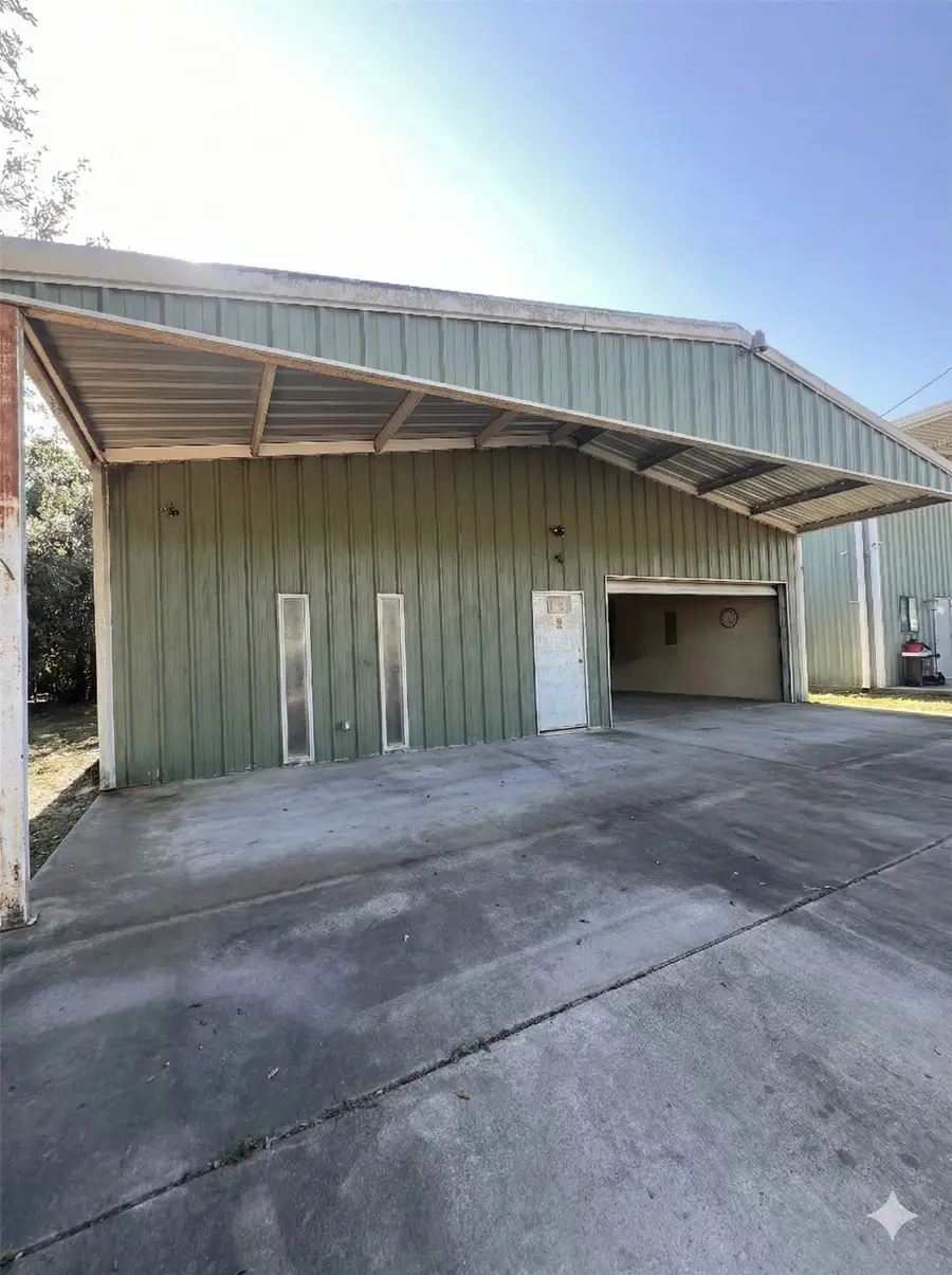 3814 Putnam Drive, Bacliff, TX 77518 - Image #3
