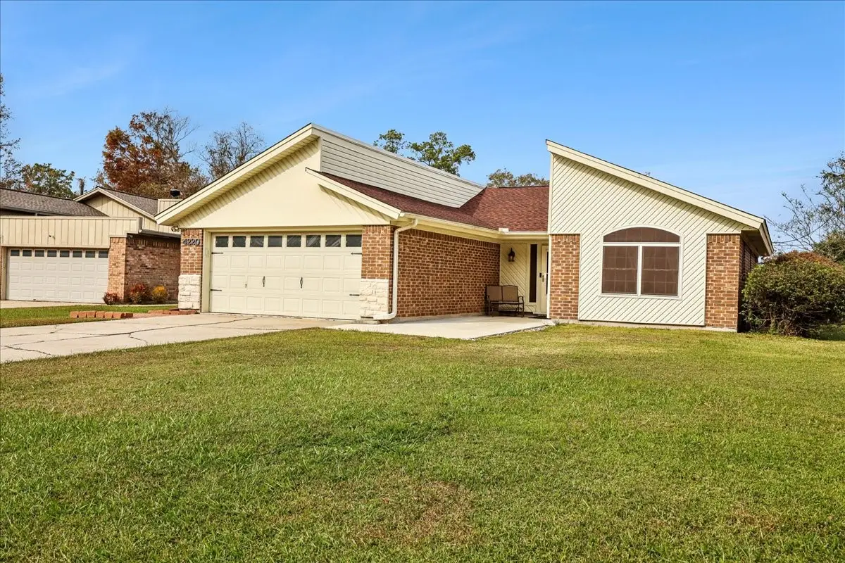 4220 Briarhill Avenue, Orange, TX 77632 - Image #1