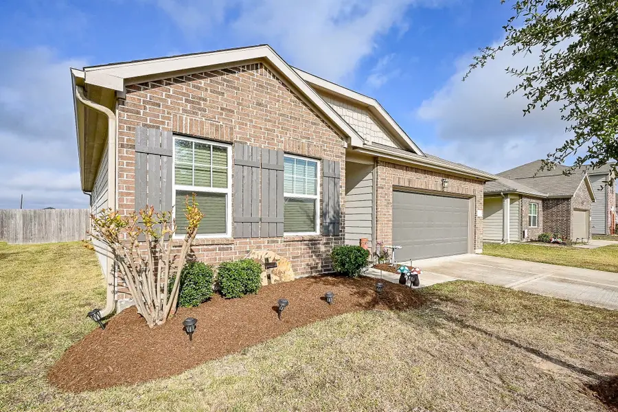 4726 Highland Crest Drive, Richmond, TX 77469 - Image #3