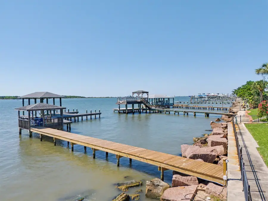 1109 Harbor View Drive, Galveston, TX 77550 - #3