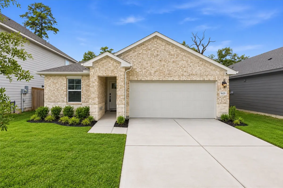 16221 Parish Pointe Ct, Conroe, TX 77302 - #1
