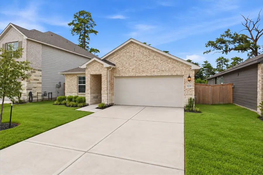 16221 Parish Pointe Ct, Conroe, TX 77302 - #2