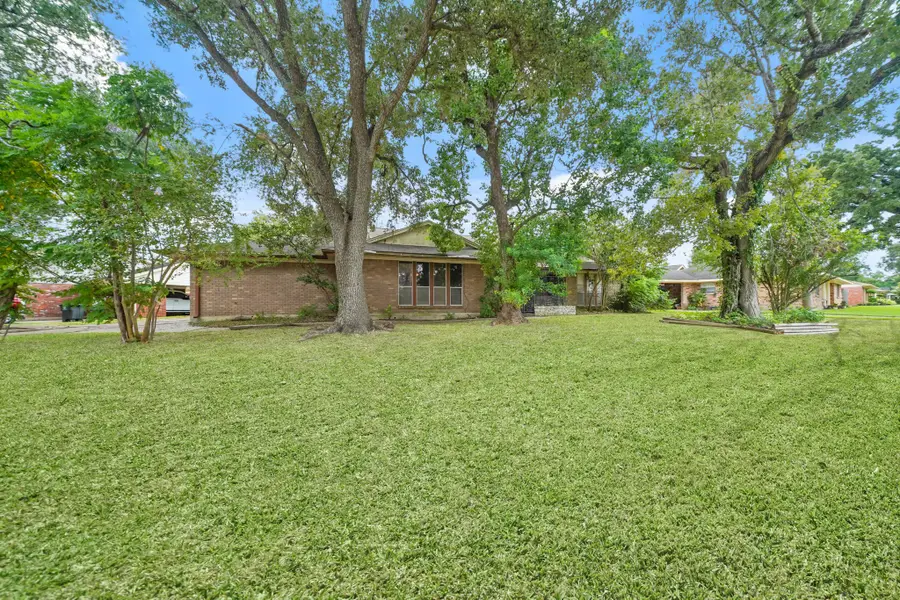 7802 Santa Elena Street, Houston, TX 77061 - Image #3