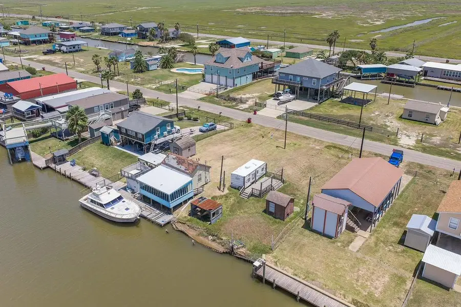 1090 County Road 209, Sargent, TX 77414 - #3