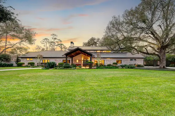 11105 S Country Squire Street, Piney Point Village, TX 77024