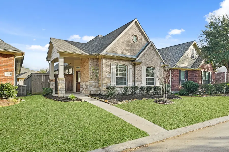 17242 Mitchell Pass Lane, Humble, TX 77346 - Image #2