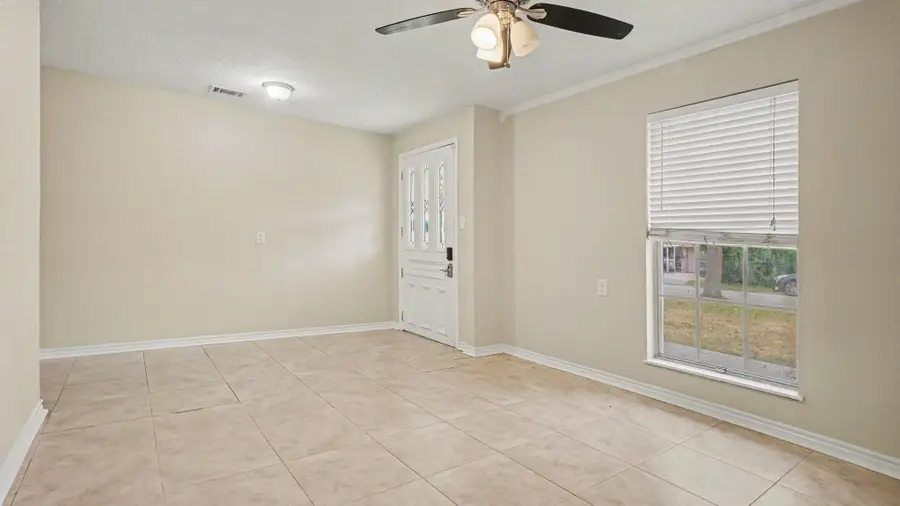 1864 Bimini Way, Seabrook, TX 77586 - #2