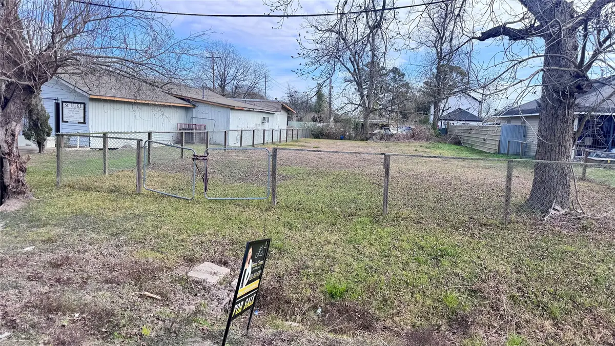 6414 Haight Street, Houston, TX 77028 - #1