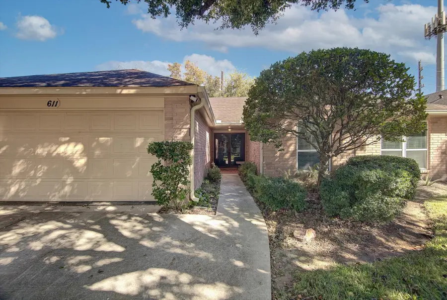611 E Larkspur Circle, Pearland, TX 77584 - Image #3
