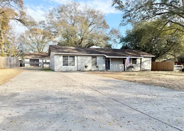 32016 S Wiggins Street, Magnolia, TX 77355
