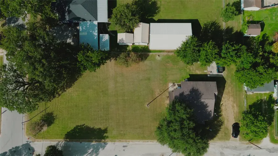650 Ave H, Somerville, TX 77879 - #2